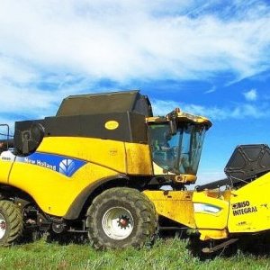 foto combine harvester NH CR980 (2020 invests) 2bars grain