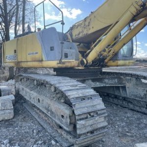 foto 49.6t excavator New Holland E485 Kobelco